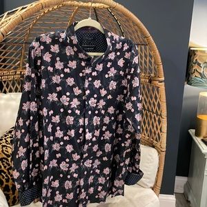 Ted Baker button up floral pattern. Size 7 - feels like an XL in sizing.